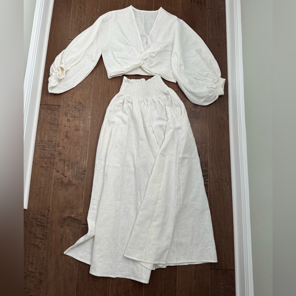 Linen Twist-Front White Puff Sleeve Top and Maxi Skirt Set - Picture 2 of 7